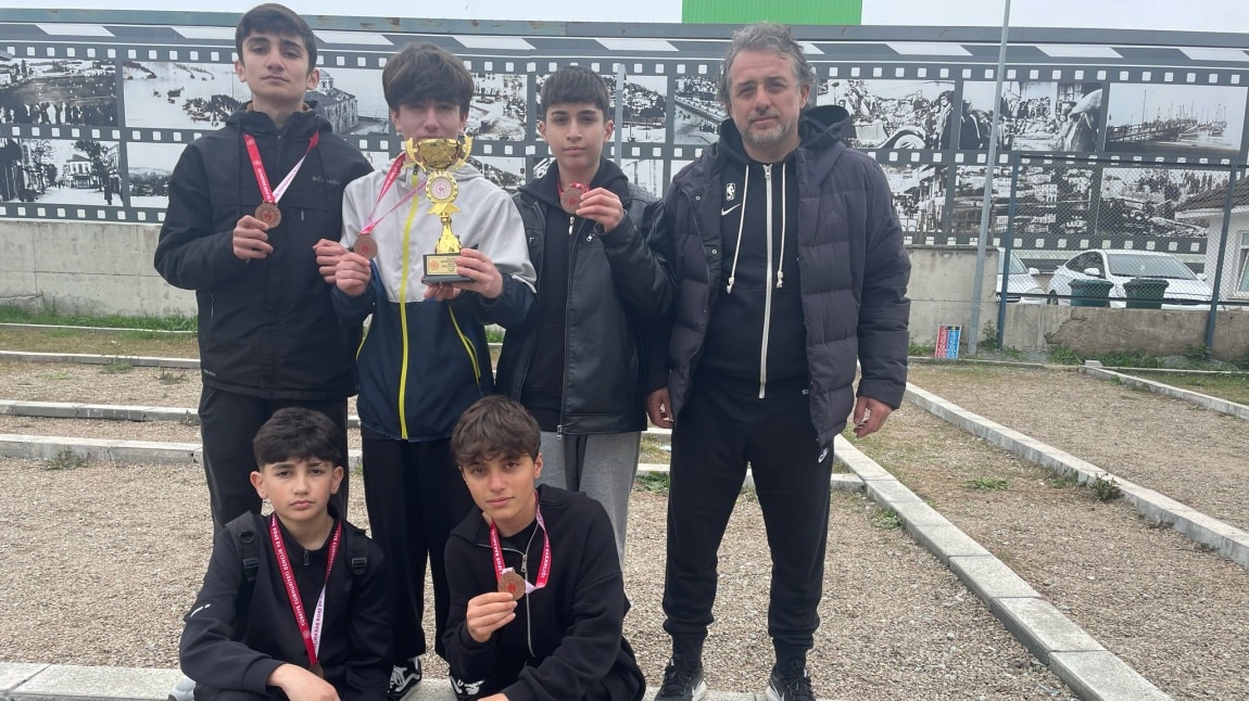 ORDU BOCCE GENÇLER MÜSABAKASINDA OKULUMUZ BOCCE TAKIMI İL ÜÇÜNCÜSÜ OLMUŞTUR.