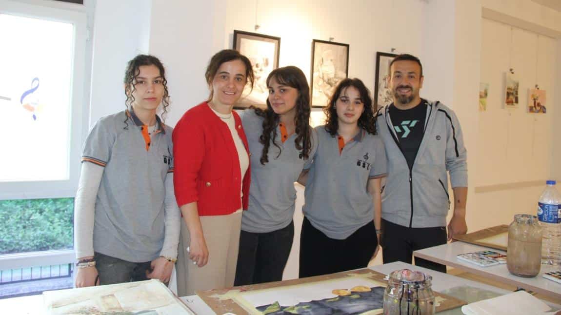 RESİM BÖLÜMÜ ÖĞRENCİLERİMİZDEN WORKSHOP ETKİNLİĞİ 